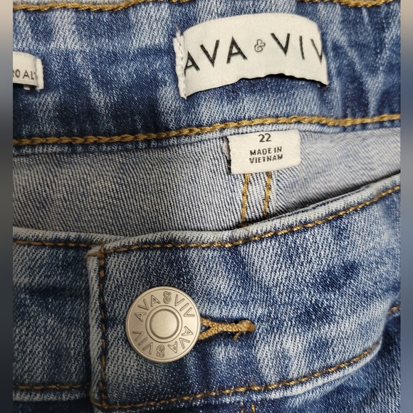 AVA & VIV Wide-Leg.Crop High-Rise Relaxed Hip & Thigh Blue Jeans SZ 22 - Picture 8 of 10